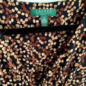 Lauren by Ralph Lauren Dress. V~Neck Size 12. Black w/brown tan pattern.